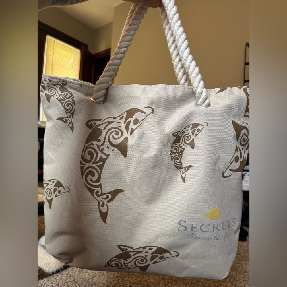 Secrets Resorts & Spas Dolphin Beach Tote Bag – Rope Handle - Picture 3 of 6